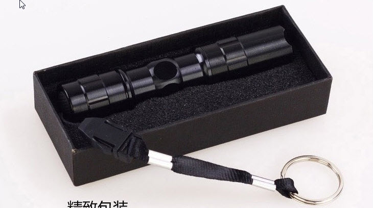 [HCM]Đèn Pin Mini Bút Móc Khóa Cao cấp