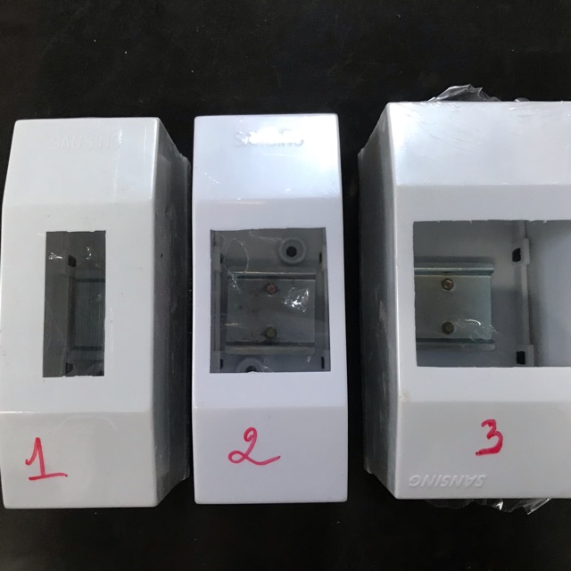 [HCM]hộp nổi cb 2 pha