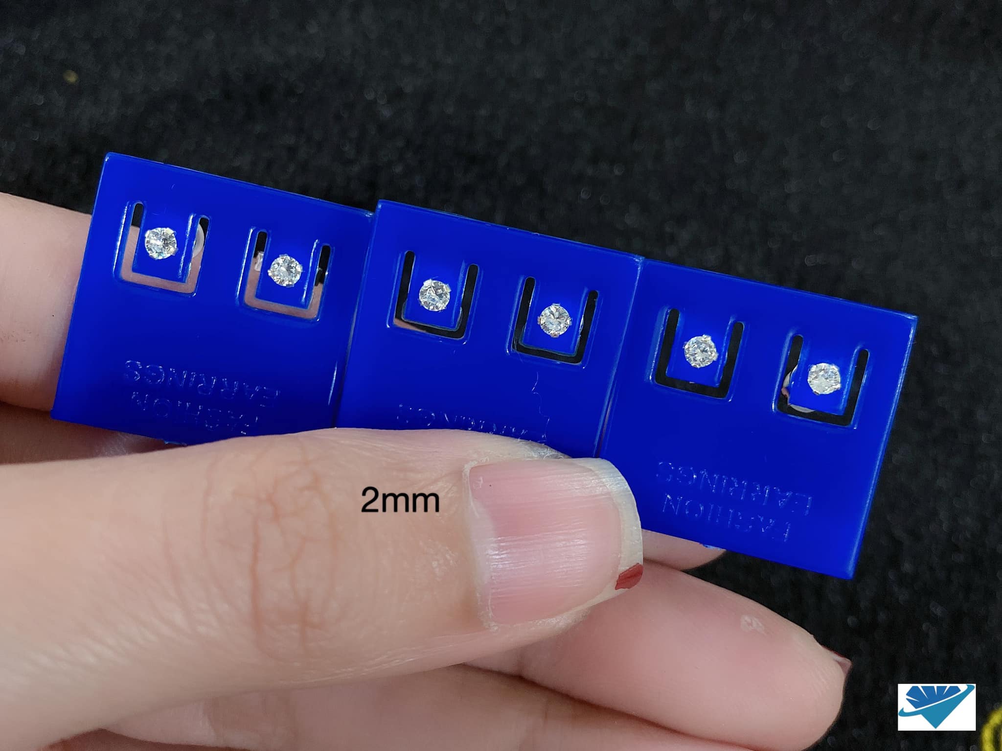 Nụ đá 2mm bạc ta nguyên chất cho nữ