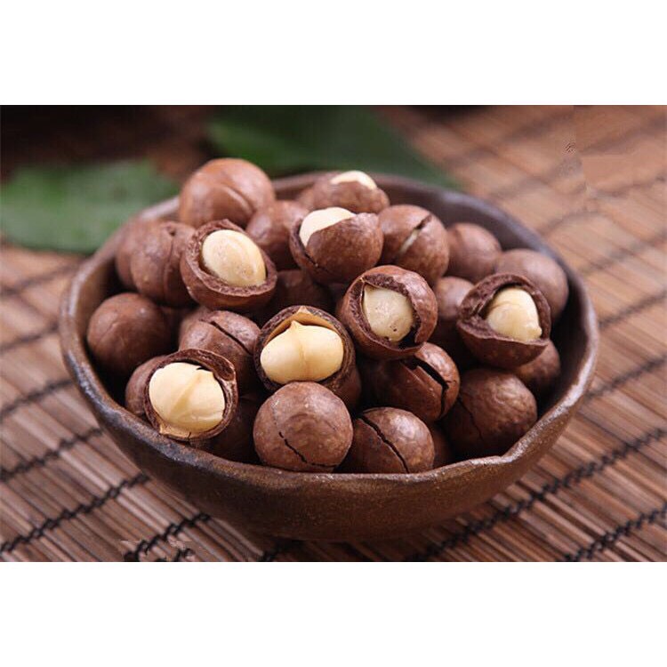 HẠT MACCA ÚC NỨT VỎ 500G ( TẶNG KÈM DỤNG CỤ TÁCH VỎ)- LÀM SỮA CHO BÉ