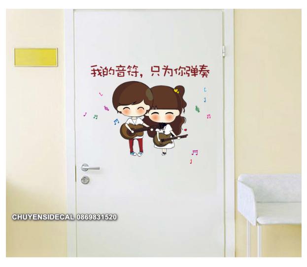 [HCM]Decal trang trí tường - Tranh Chibi Cặp Đôi chơi đàn