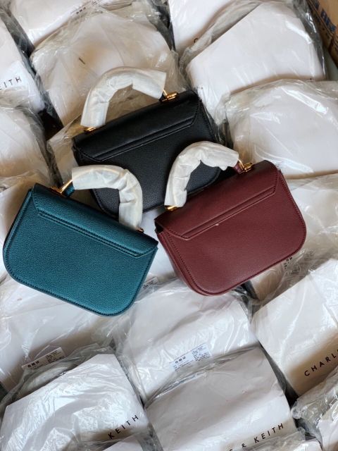 Túi Charles & Keith Màu Xanh Siêu Đẹp ❣❣❣