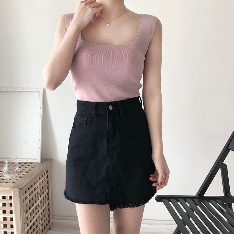 Áo 2 dây bản to cổ vuông
