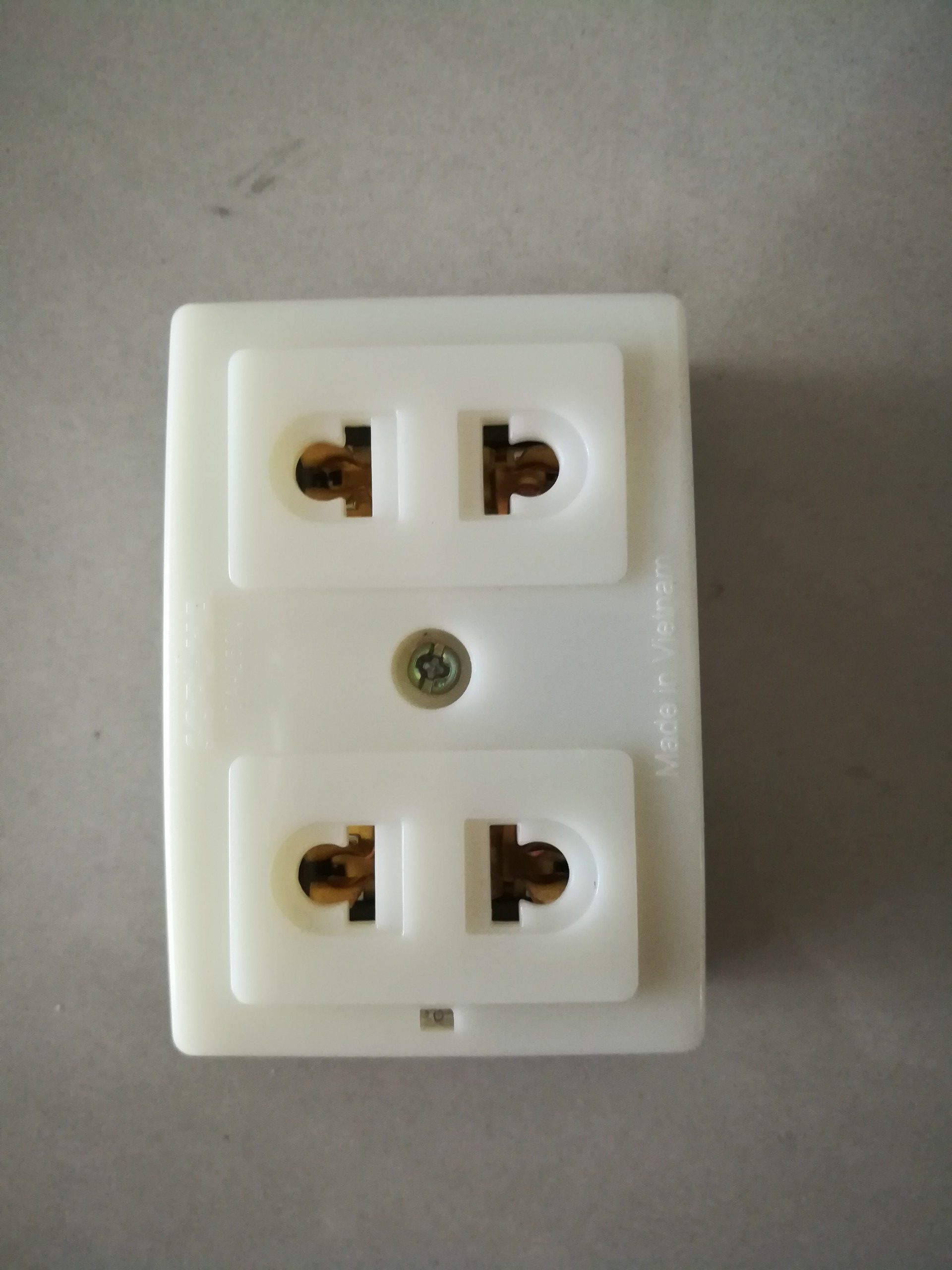 Ổ cắm 2 lỗ T30 Sopoka