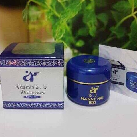Kem Vitamin E, C PEARL CREAM PARIS sạch nám