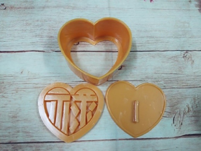 Khuôn xôi trái tim hình chữ lộc 15 cm