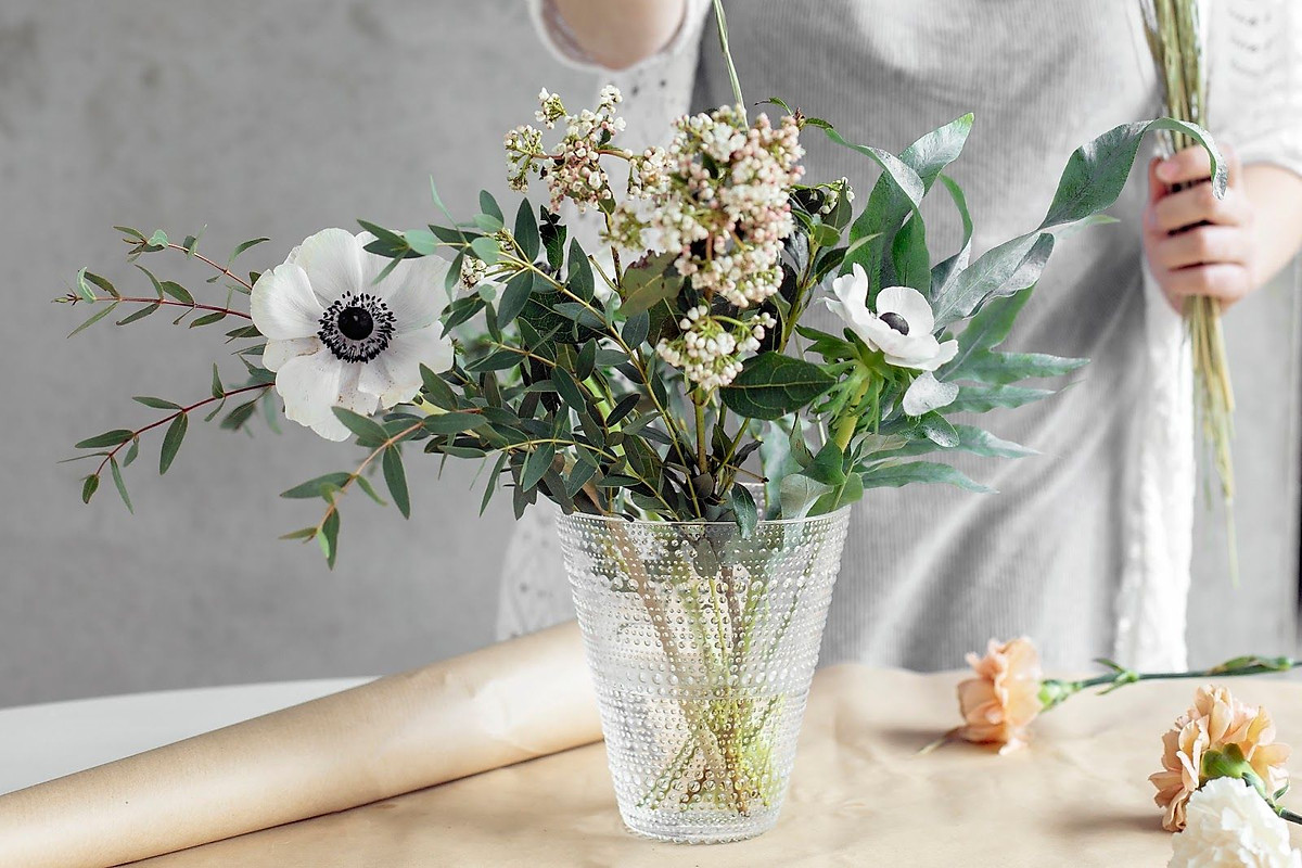 Bình hoa thủy tinh Kastehelmi 154mm Iittala
