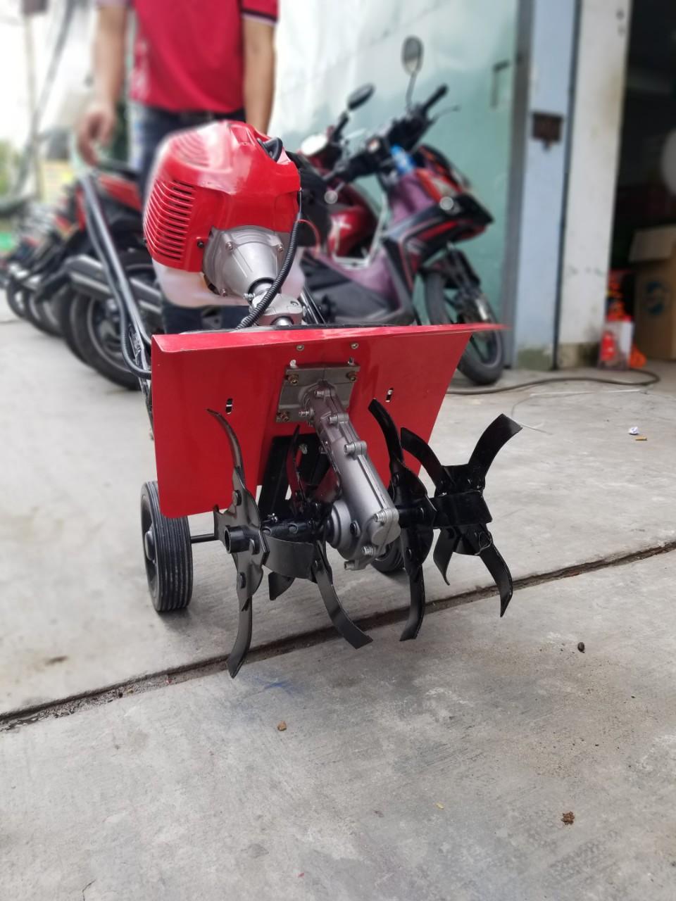 Máy xới đất mini động cơ 2 thì