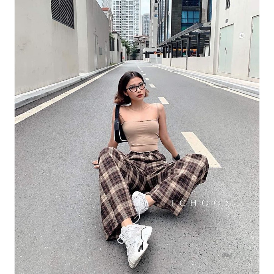 Quần ống rộng kẻ caro khuy giữa