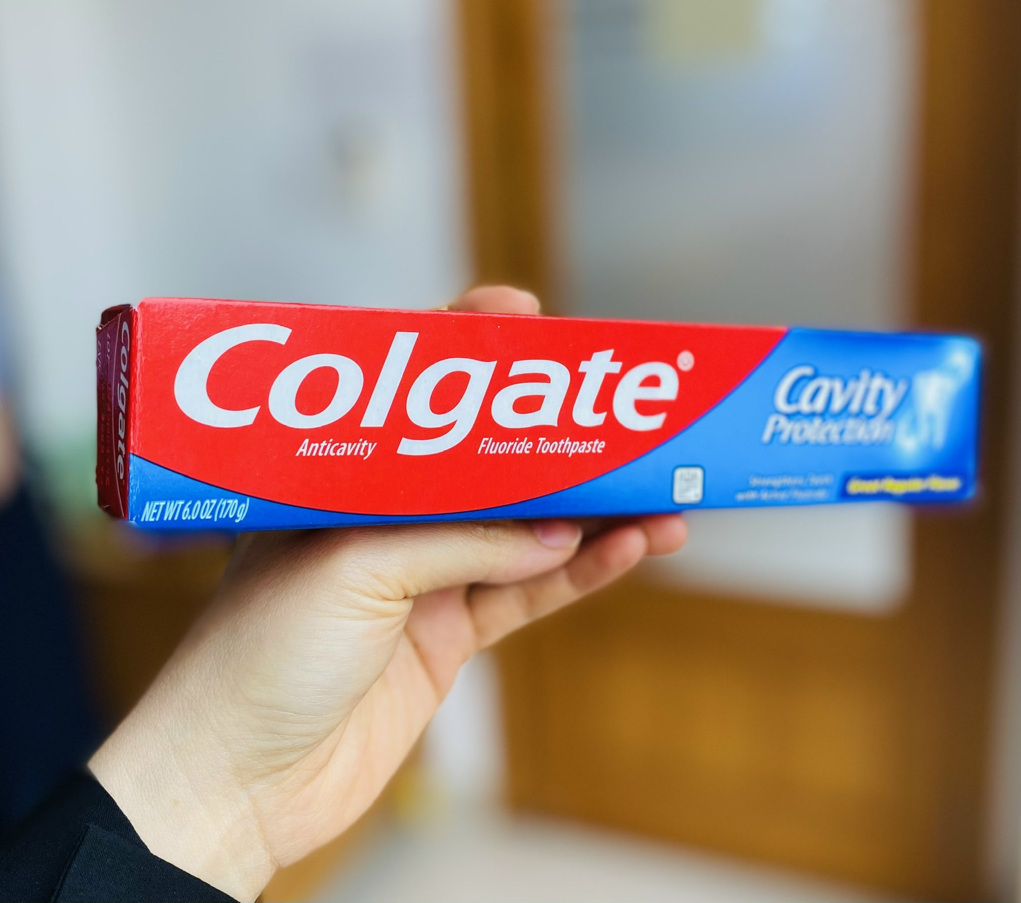 Kem đánh răng Colgate Cavity Protection 170g của Mỹ