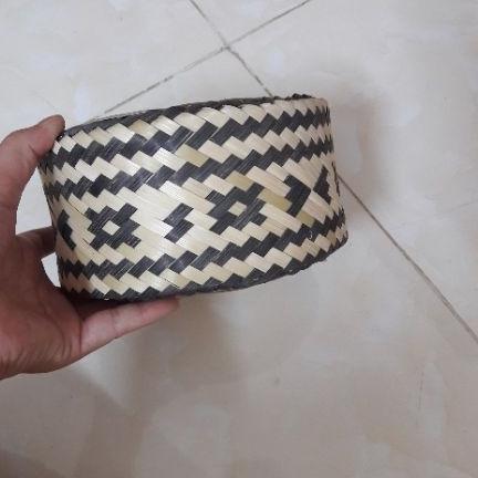 Ếp Đựng Xôi (Người Dân Tộc Thái)