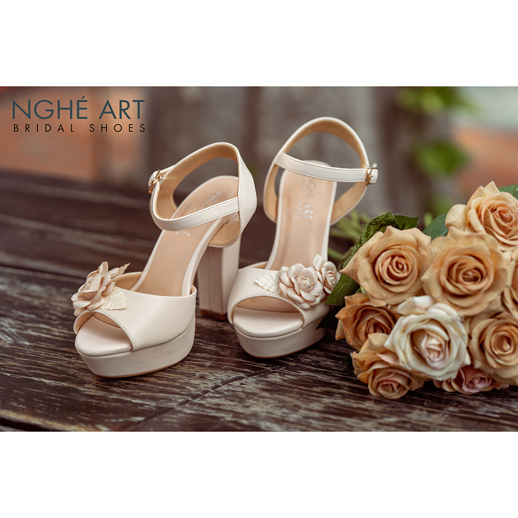 Giày cưới Nghé Art cao gót đính hoa lụa 283