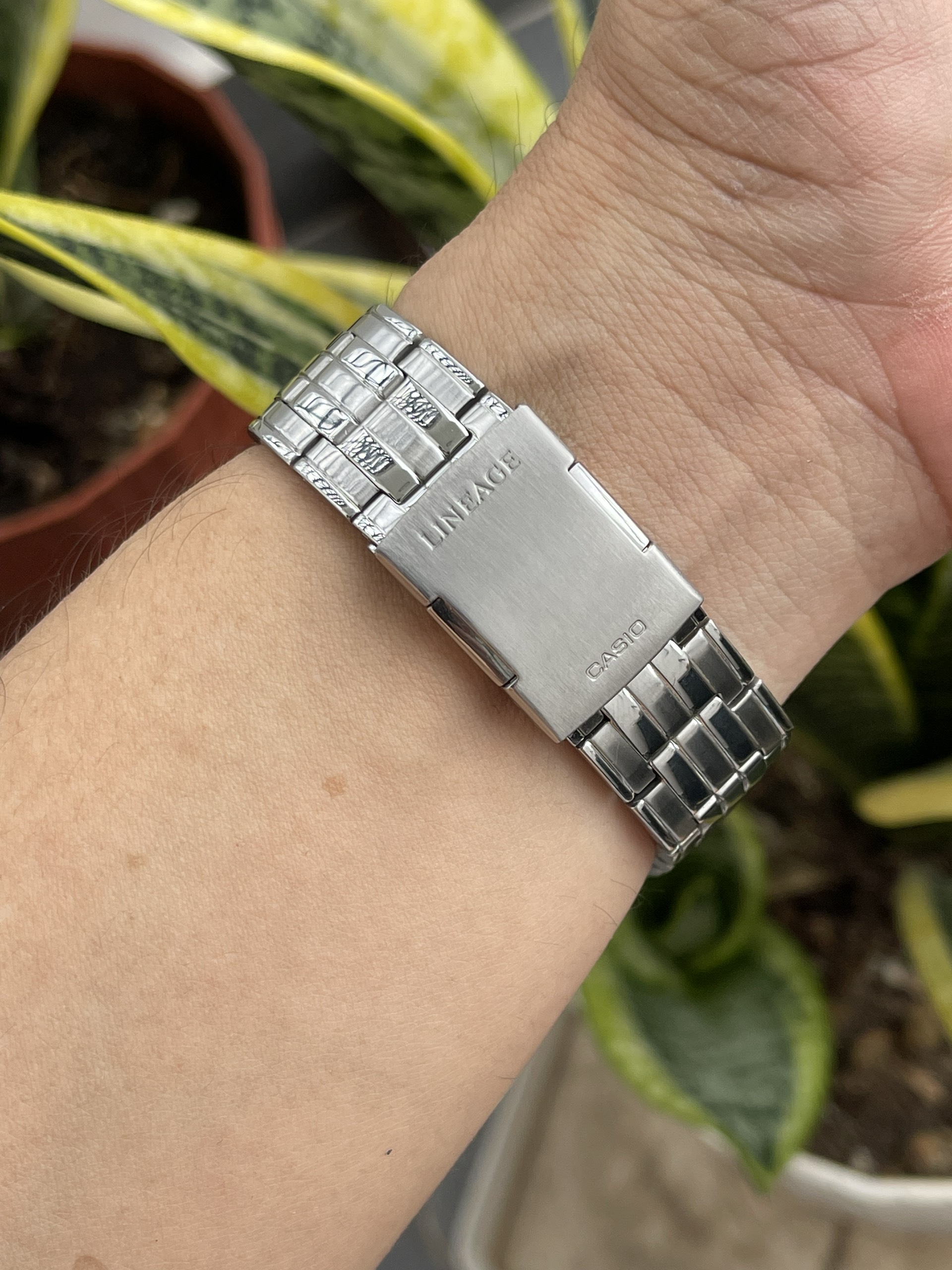 Đồng hồ nữ Citizen X.C cao cấp mặt xám đen kính saphia chạy pin hàng si