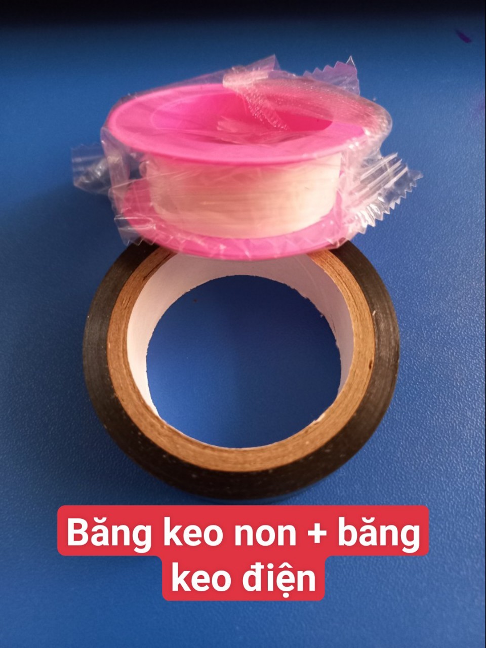 Combo băng keo điện và cuộn băng keo non quấn ống nước
