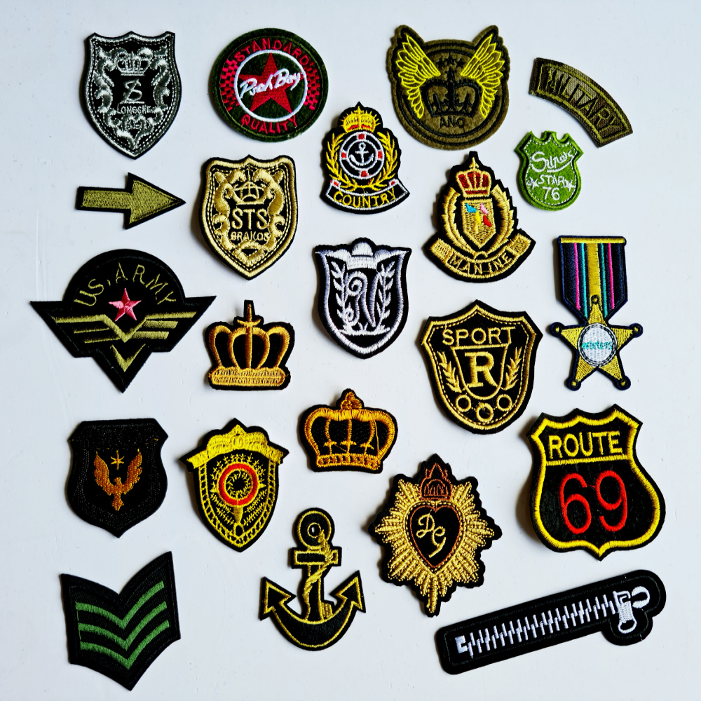 [Ảnh Thực Tế 100%] Set 10 Miếng Thêu Ủi Huy Hiệu Cao Cấp Cho Quần Áo Balo Túi Xách Độc Lạ