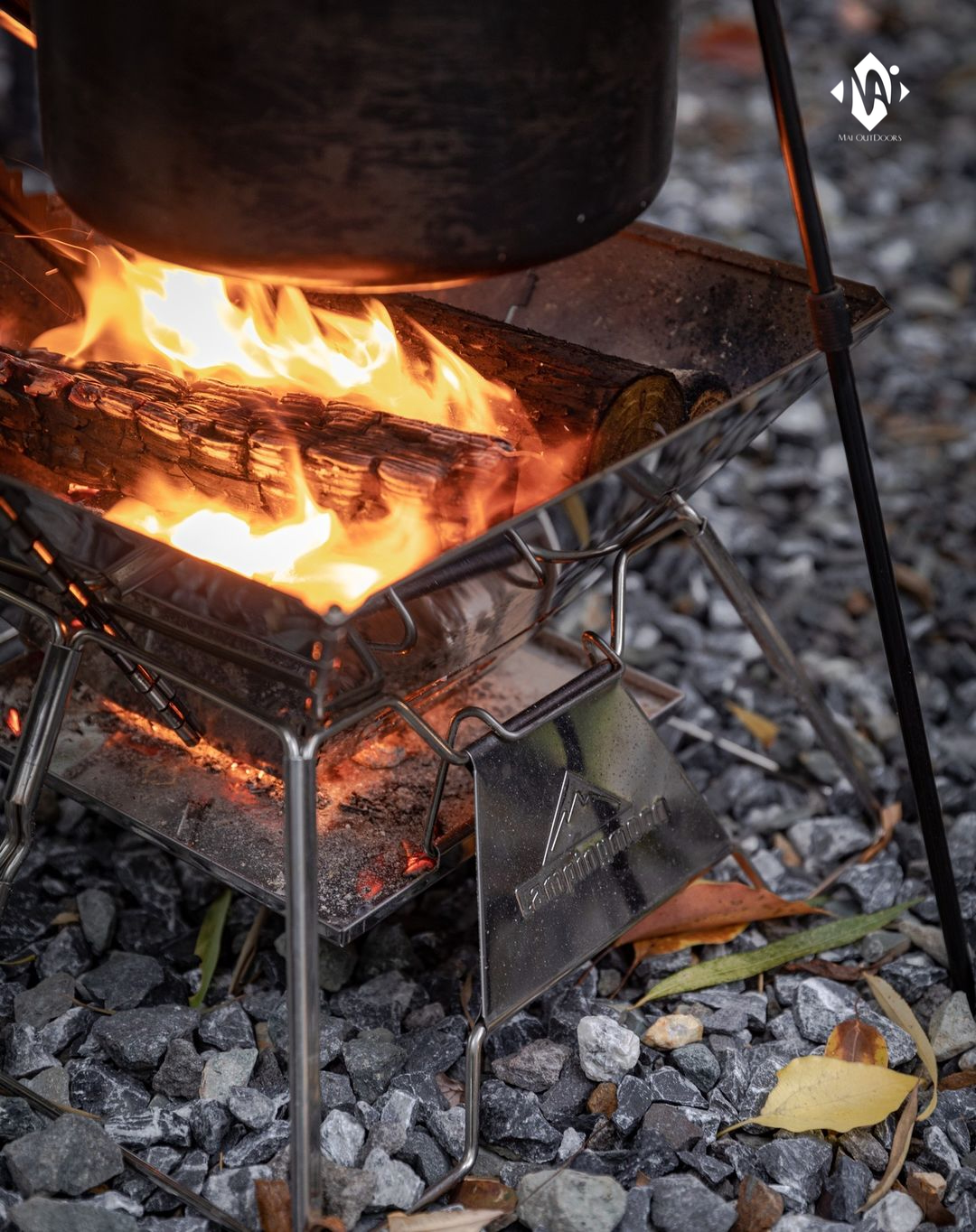 Bếp Nướng Than Hoa Dã Ngoại Gấp Gọn Campingmoon MT-2