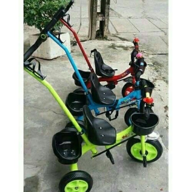 Xe đạp ba bánh có cán đẩy có để chân (sp99