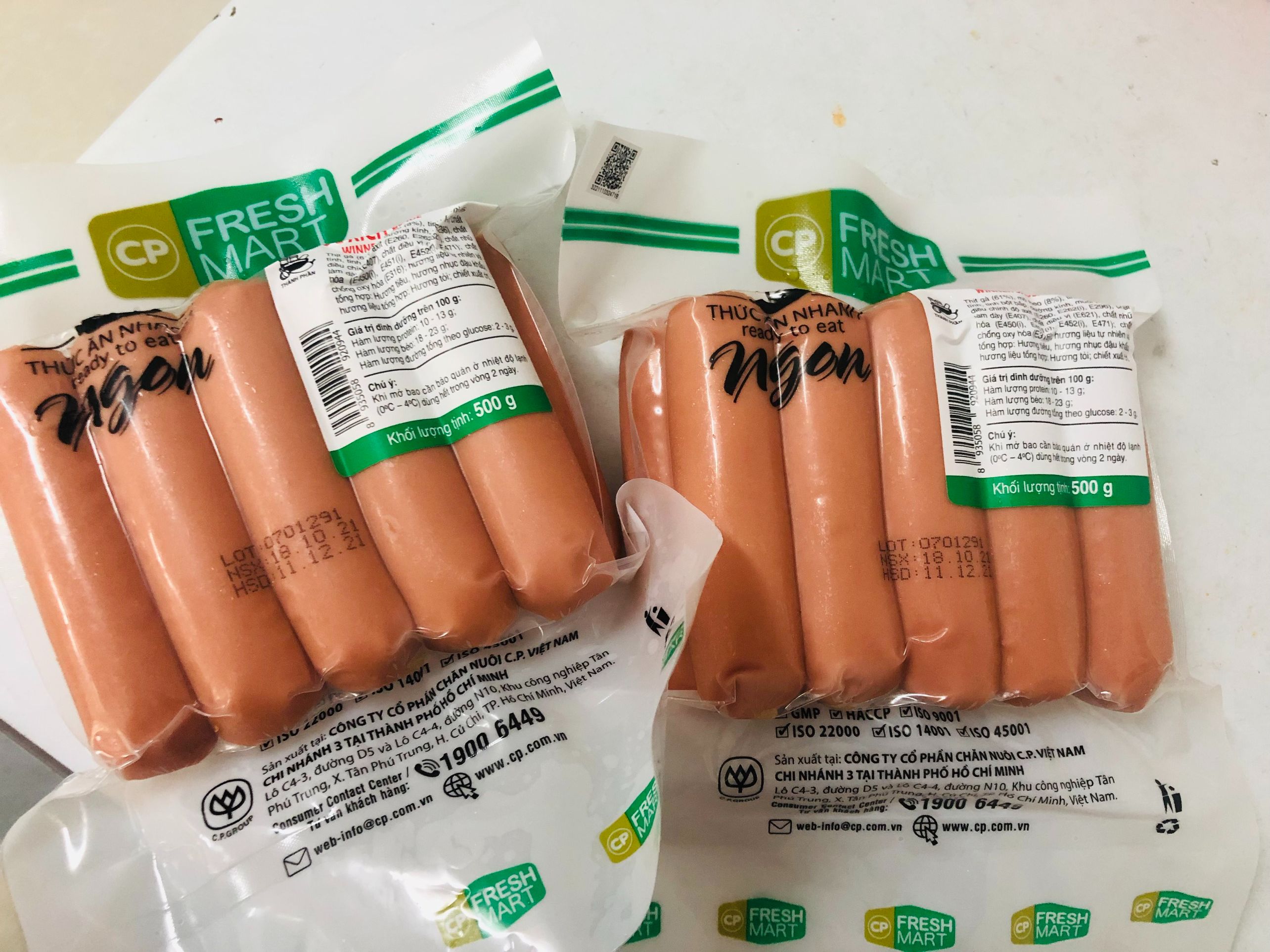 1kg  cây xúc xích đức WINNER