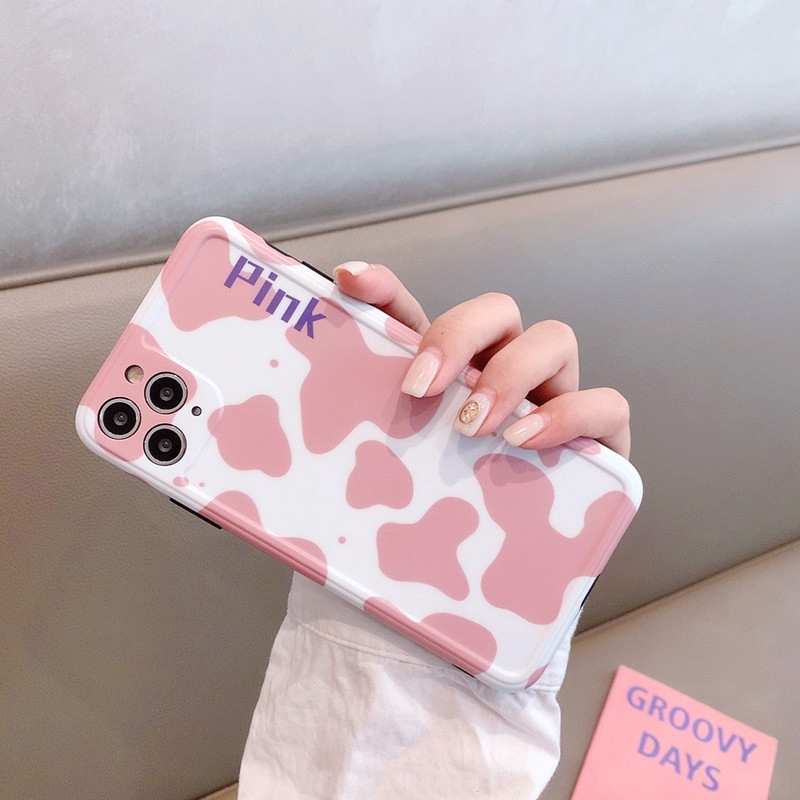 Ốp iphone bò sữa: Hãy làm cho chiếc iPhone của bạn trở nên độc đáo và đẹp hơn bao giờ hết với ốp iPhone bò sữa. Với thiết kế đặc biệt và chất liệu bền bỉ, sản phẩm này sẽ giúp bảo vệ điện thoại của bạn và trở thành câu chuyện thú vị khi sử dụng.