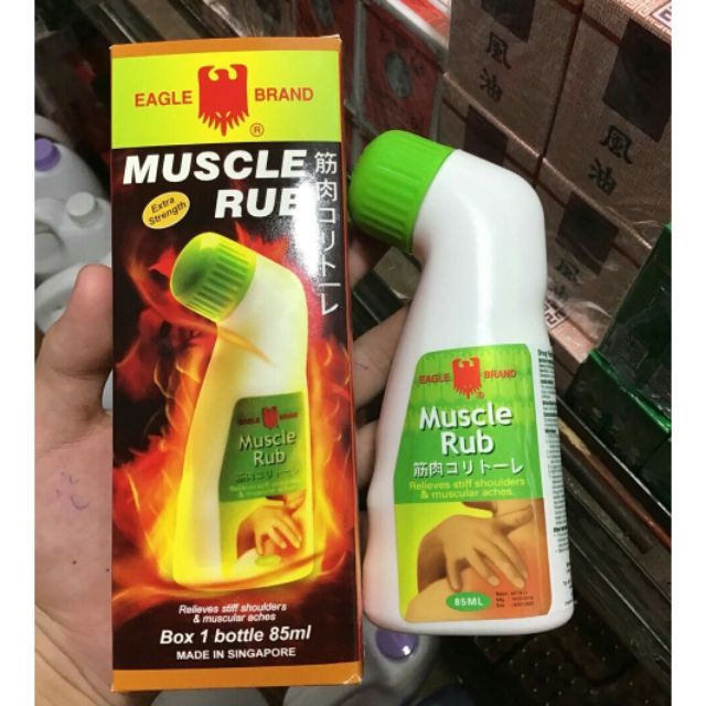 Dầu Lăn Giảm Đau Salonpas Hisamitsu 85ml