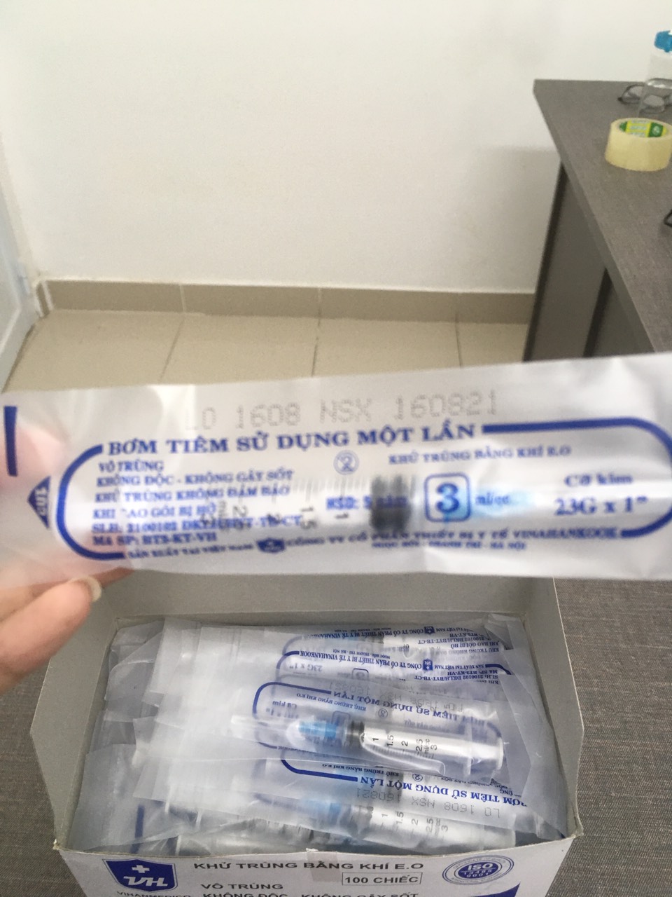 Bơm tiêm sử dụng 1 lần VINAHANKOOK (3ml/cc)