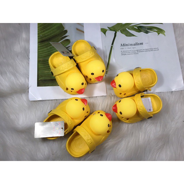 Dép sục vịt nhỏ siêu dễ thương cho bé. Thái Lan