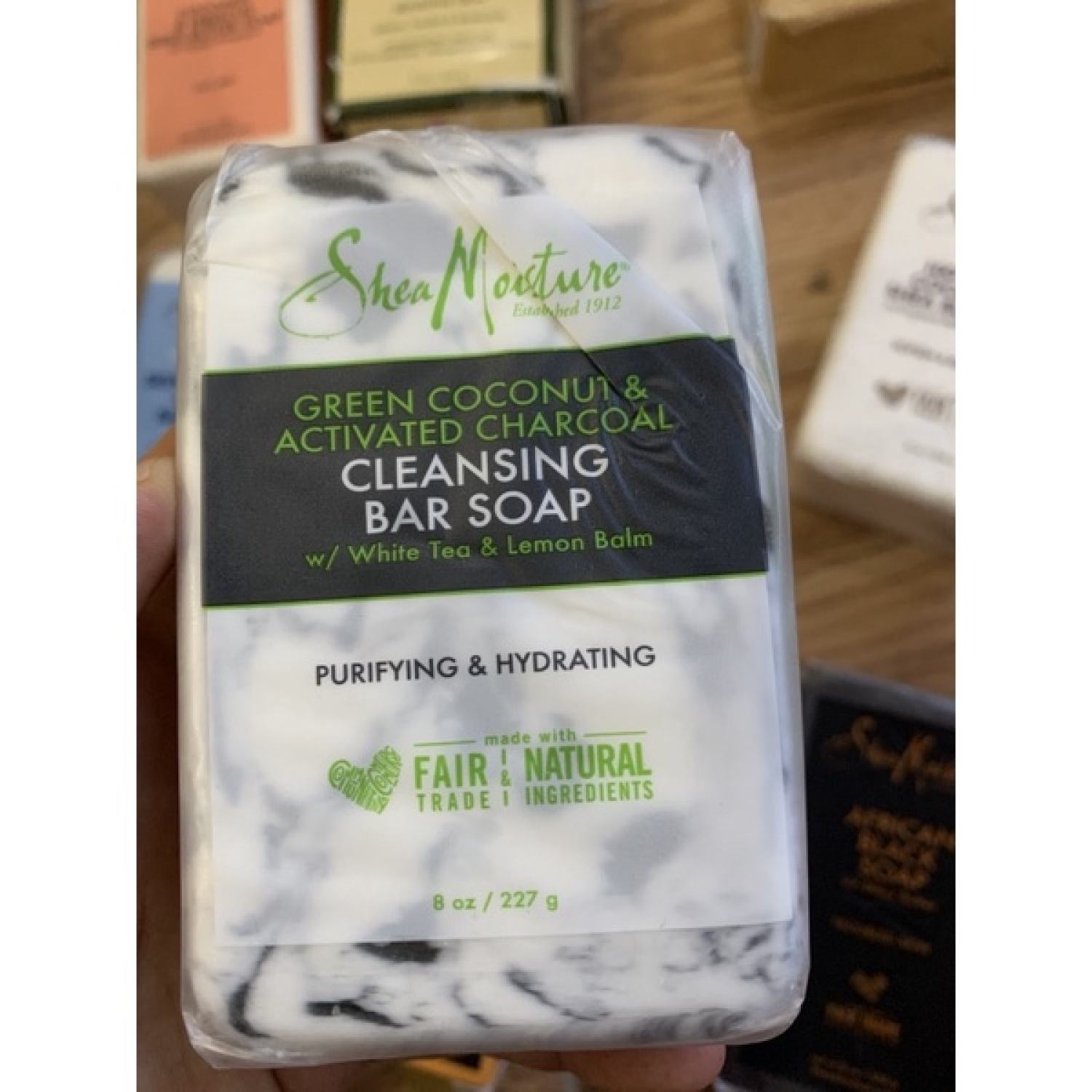Các bánh xà bông shea moisture