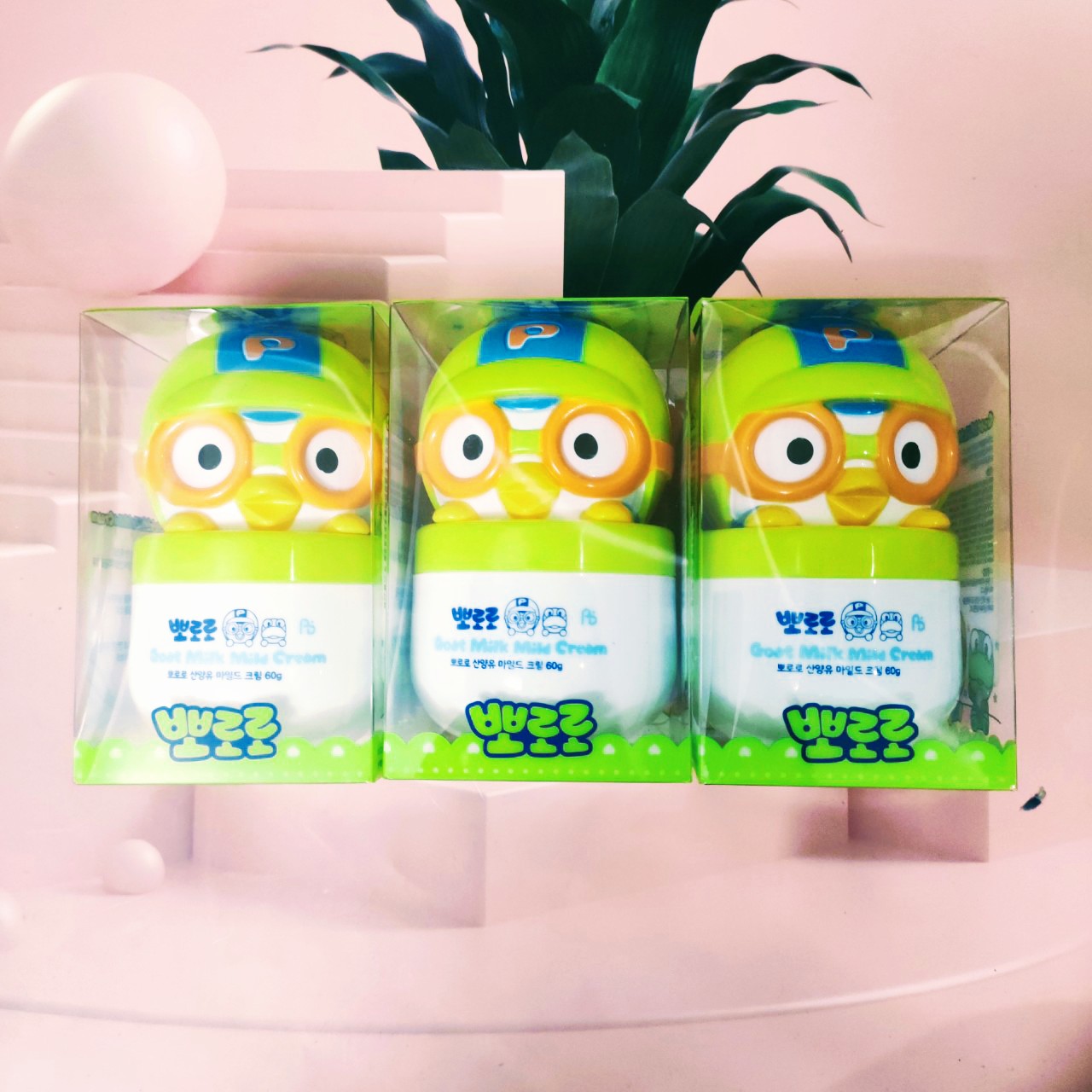 Kem dưỡng ẩm sữa dê trẻ em Pororo Goat Milk Cream Hàn Quốc 60g