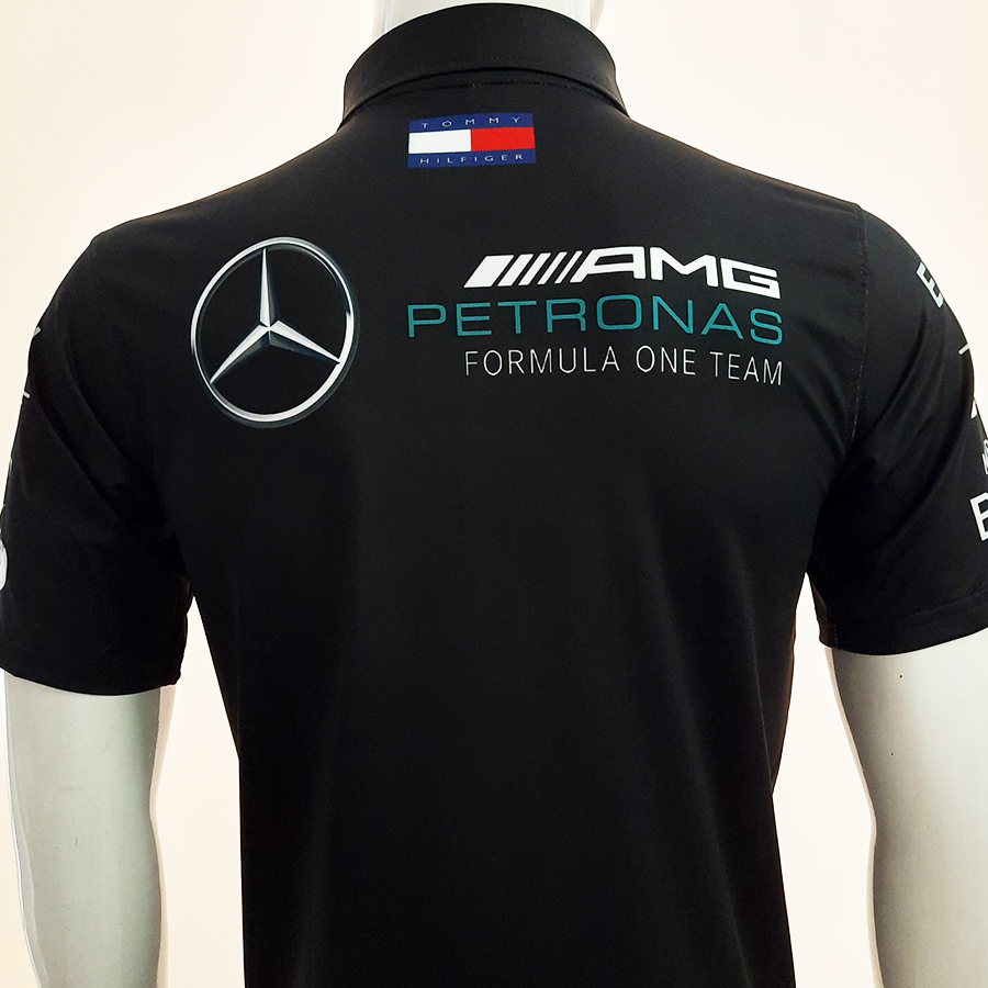 Áo thun nam có cổ tem xe Mercedes Đen