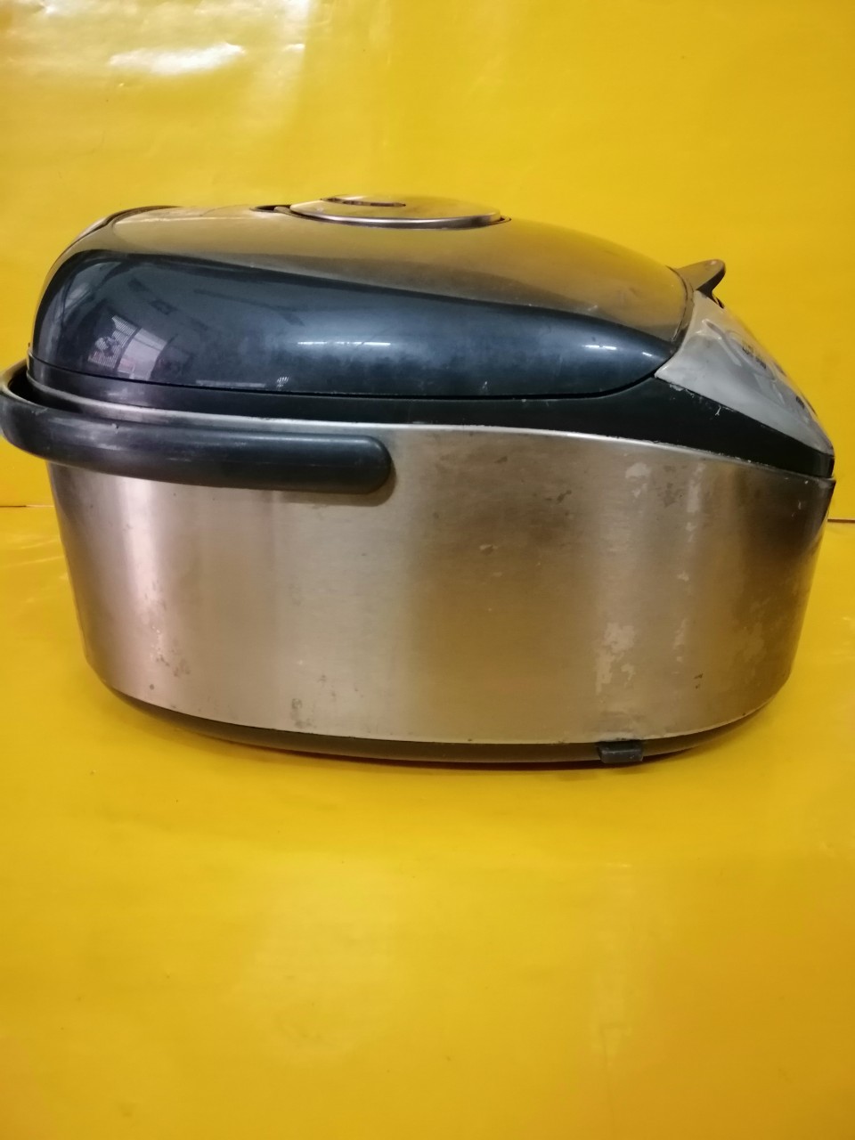 Nồi cơm nội địa Nhật Tiger JKR-A180 (1.8L)