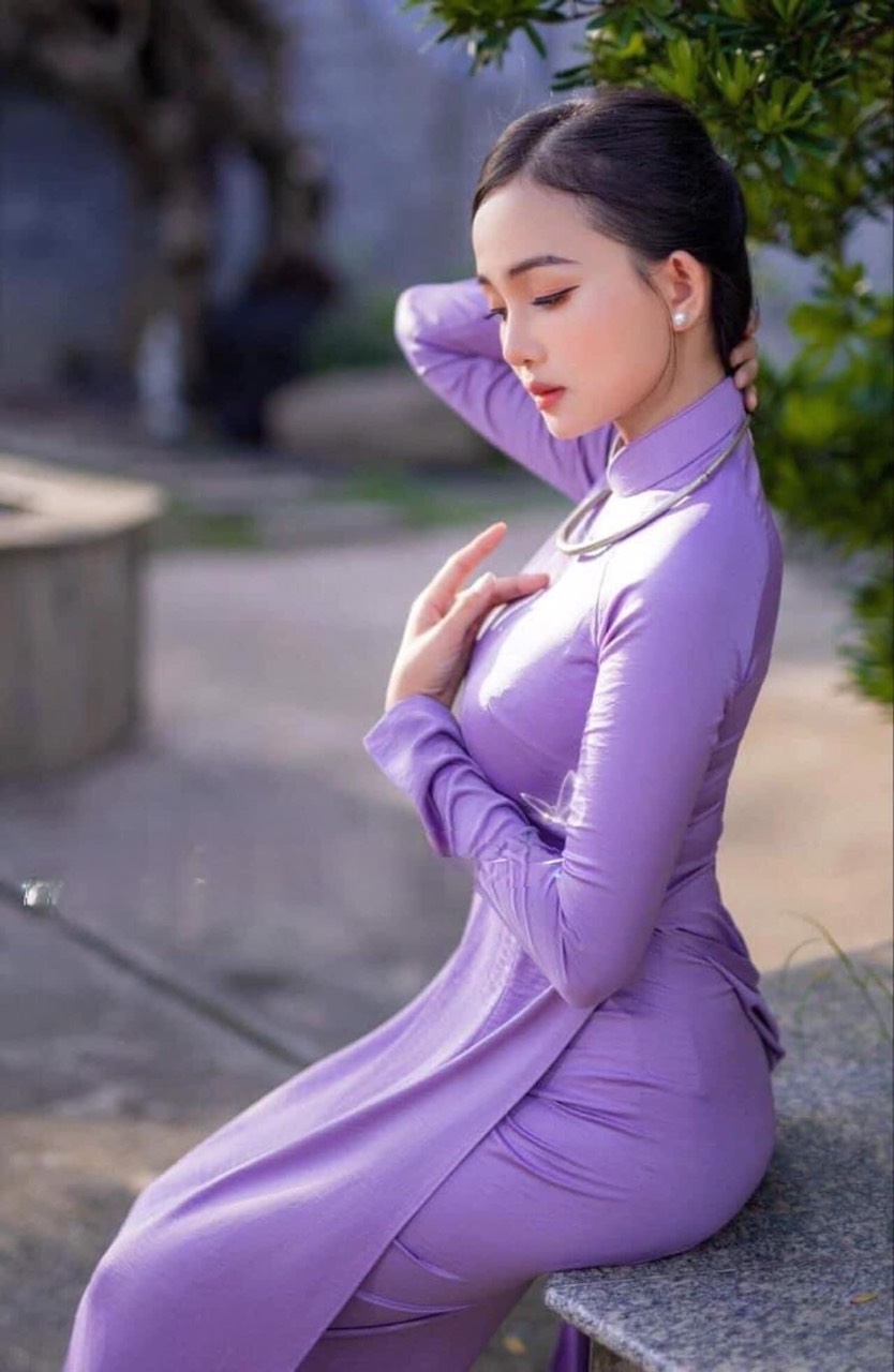 Áo dài truyền thống lụa mỹ màu tím cà
