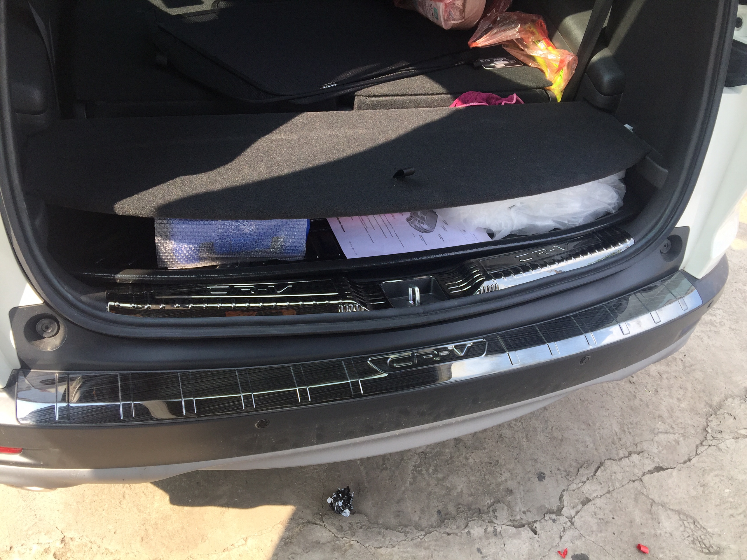 CHỐNG TRẦY CỐP TRONG NGOÀI TITAN CRV 2018 - 2021