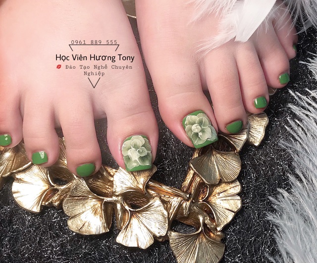 Hoa bột ẩn xoáy chân, ẩn chân MOON NAIL