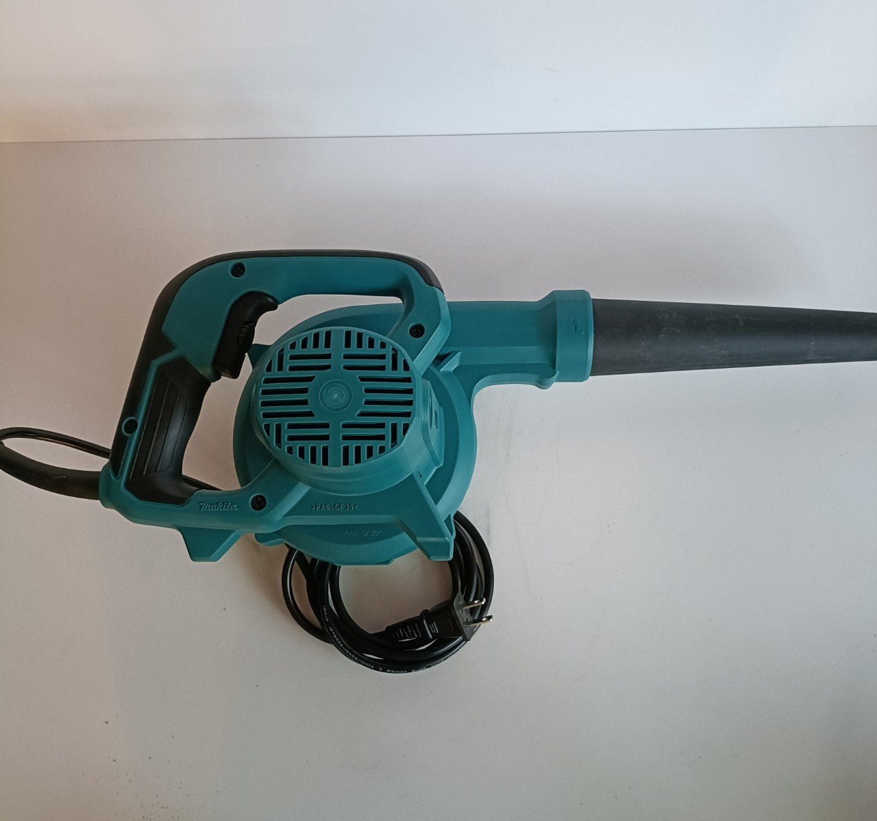 Máy Thổi Makita M4001B