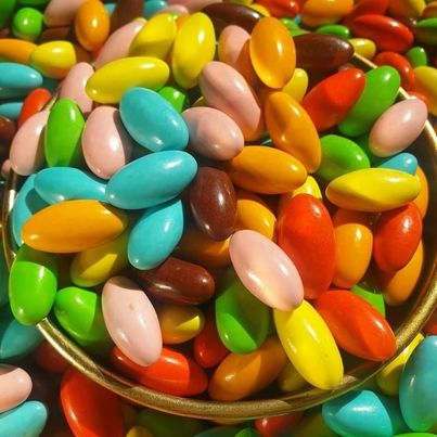 Kẹo nhộng đủ màu - hấp dẫn 500g