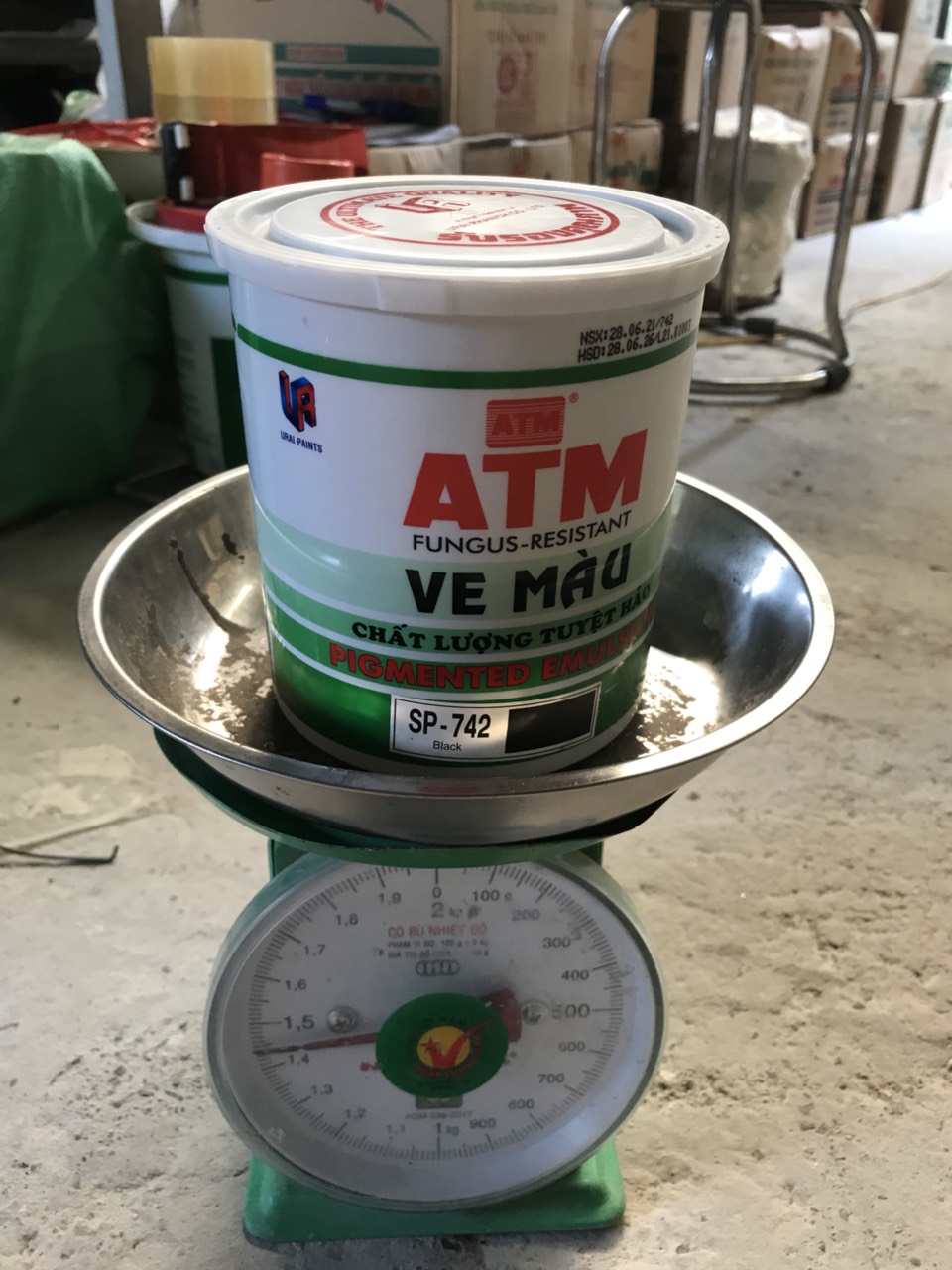 Ve màu đen ATM(1L)