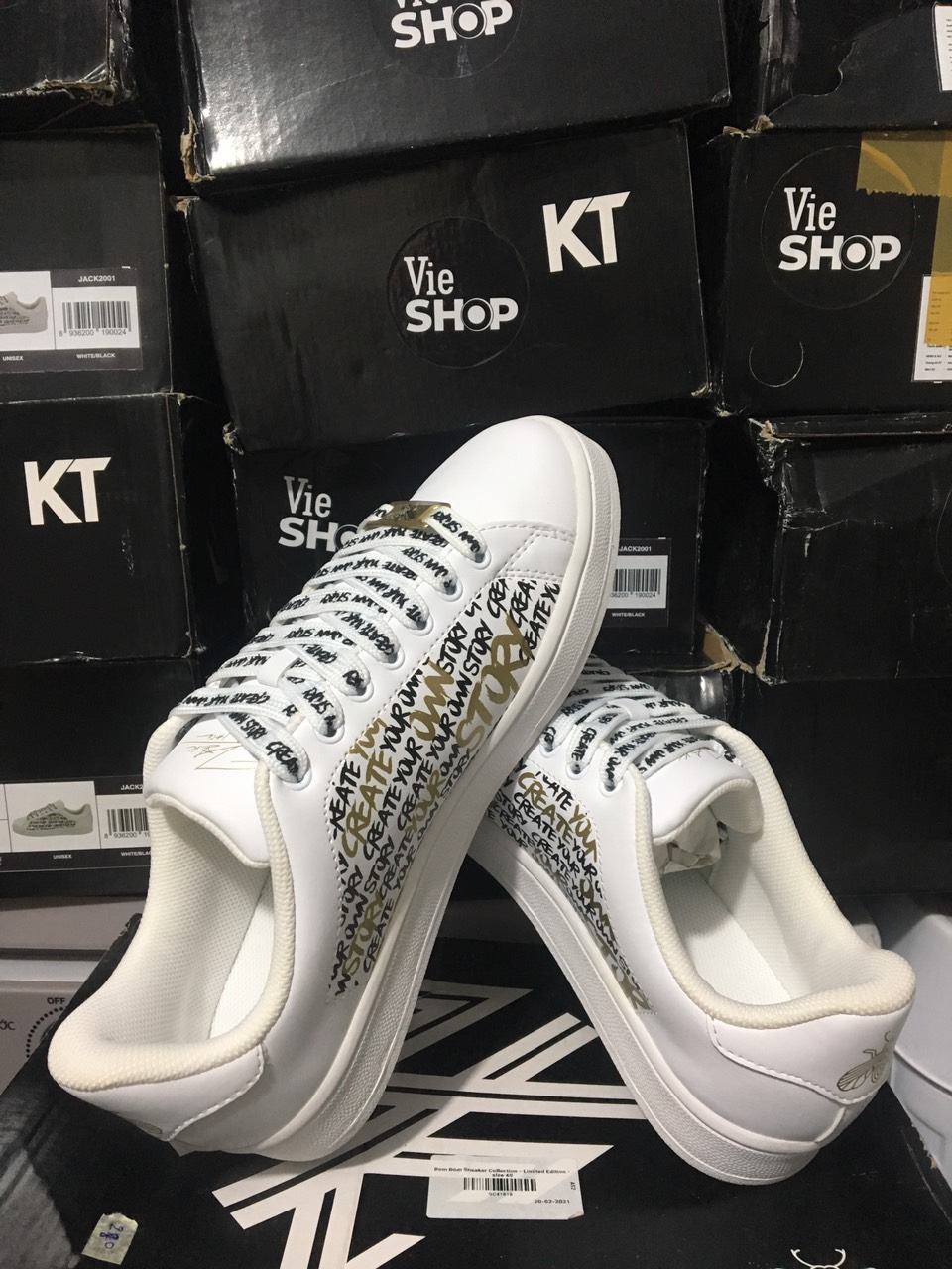 xả kho Giày sneaker Đom Đóm Sneaker  SIZE 37