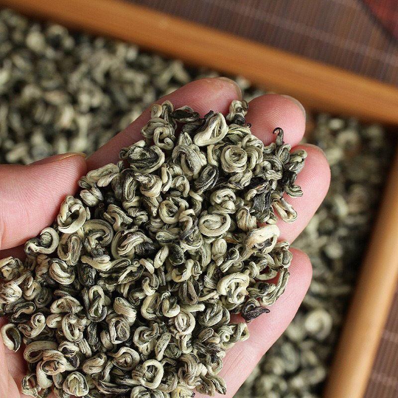 Trà Bích Loa Xuân hộp 100g