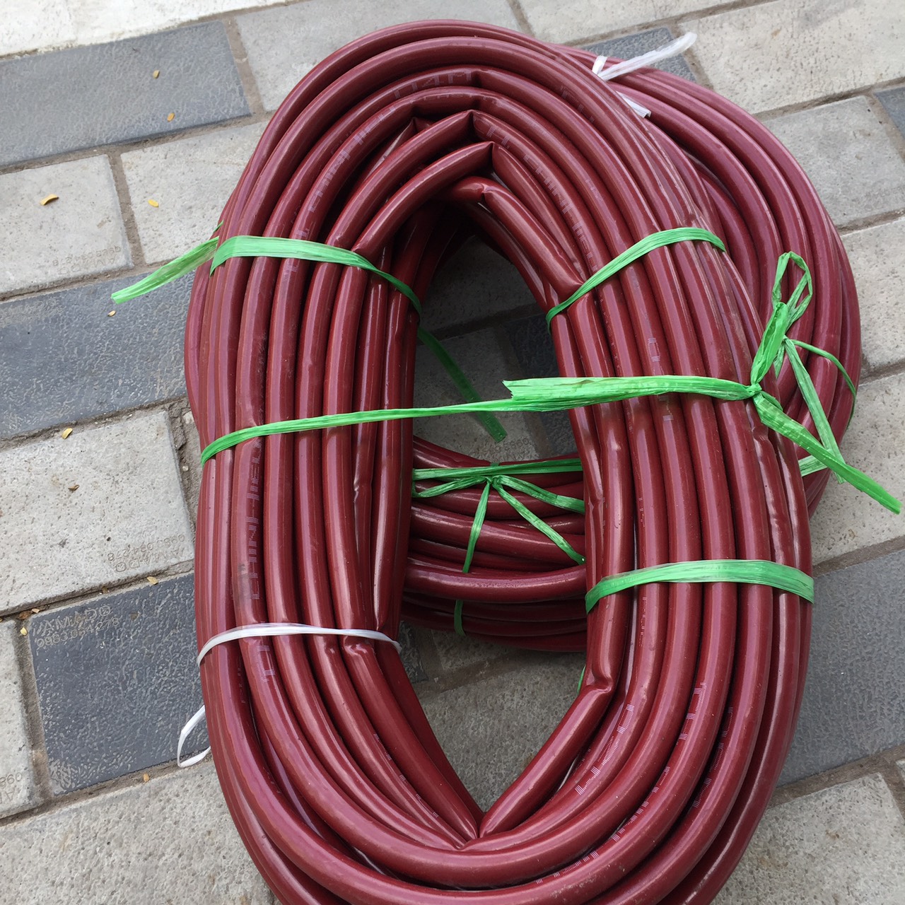 10 mét dây ống mềm dẫn nước phi 21 và 27 (set 10m)