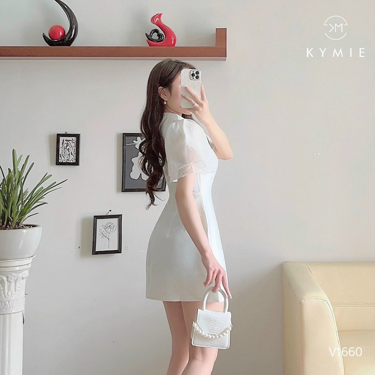 Đầm cổ tàu phối bèo voan