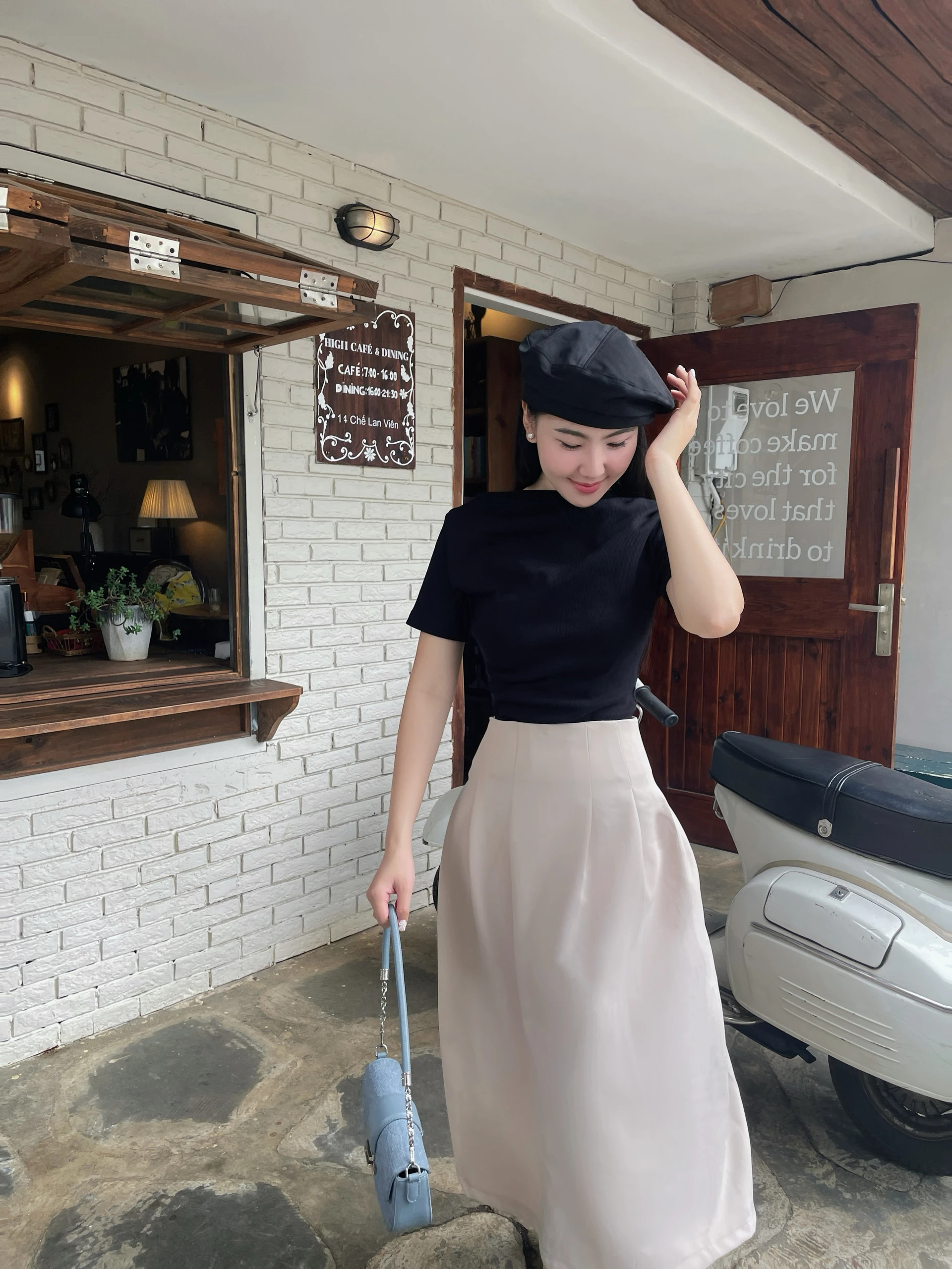 Áo thun nữ trễ vai tay ngắn Side Sleeve Tee Maxy Workshop