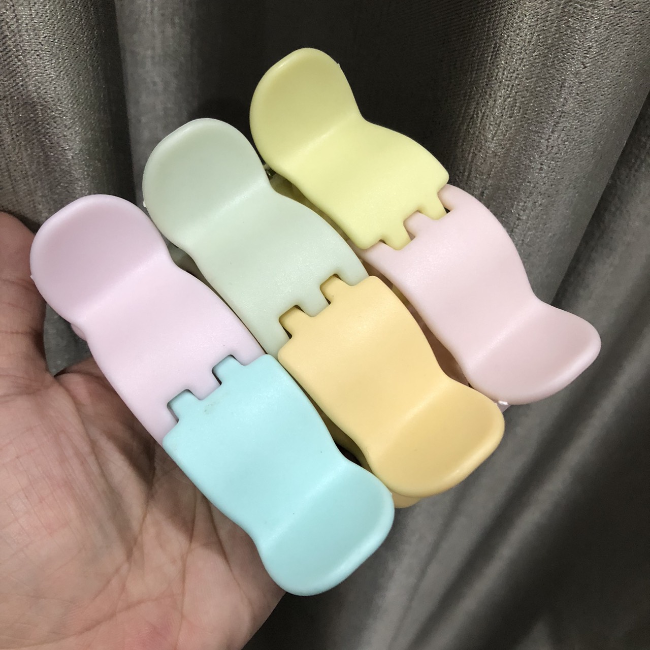 Set 6 kẹp tóc càng cua 5 răng nhựa nhám ĐẦU TRÒN màu pastel PHỤ KIỆN 68