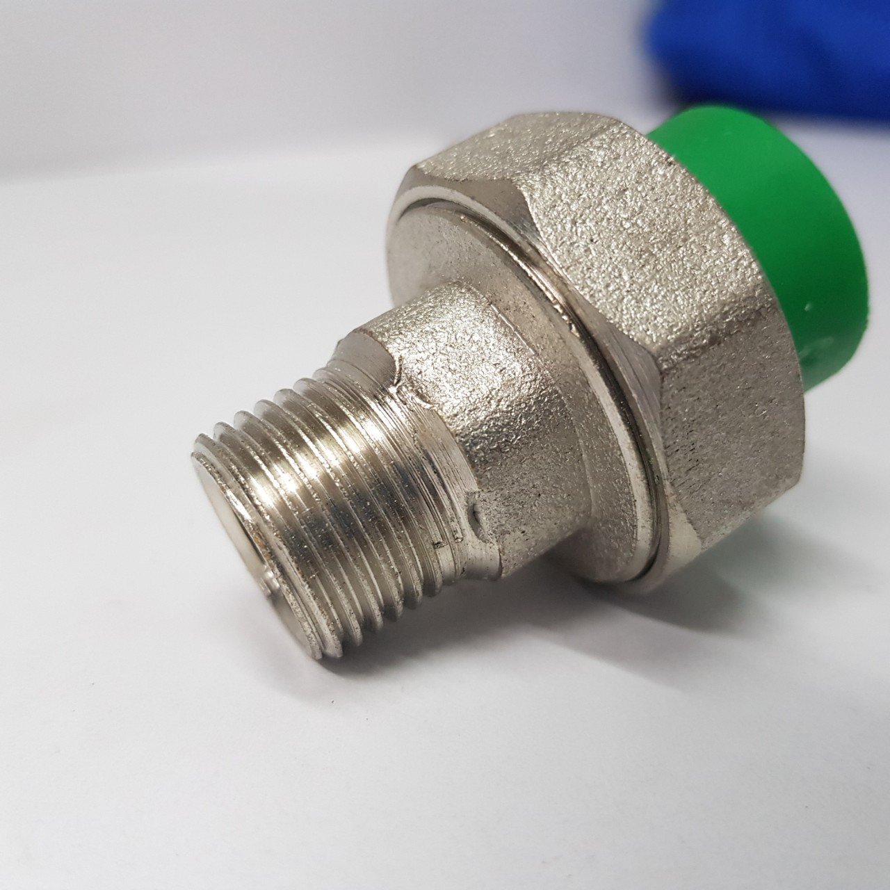 Rắc co ren ngoài 20*1/2 - Xanh PPR -