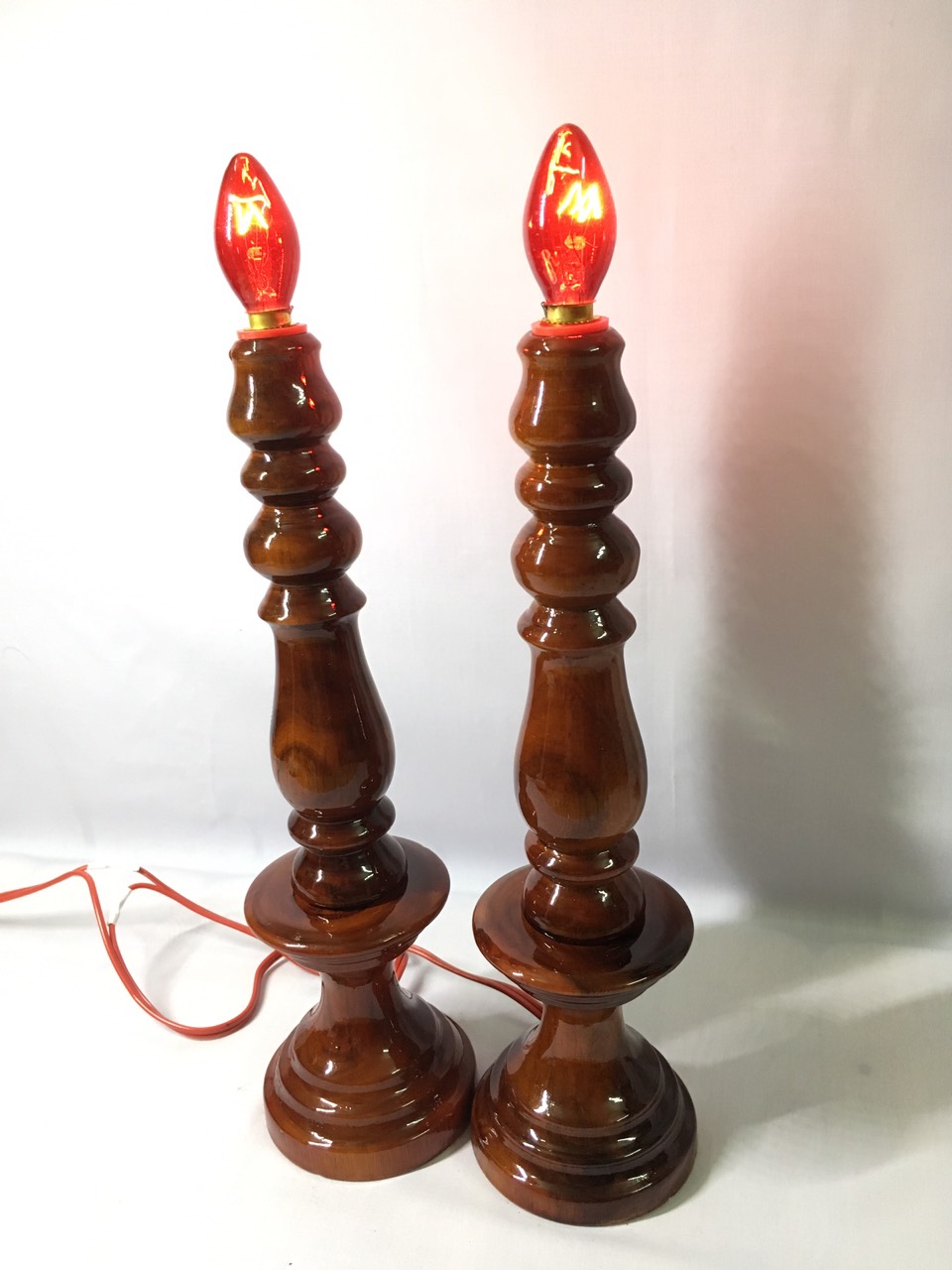 Đèn bàn thờ điện hàng chất lượng  - Đèn lớn - Gỗ tràm MS 03