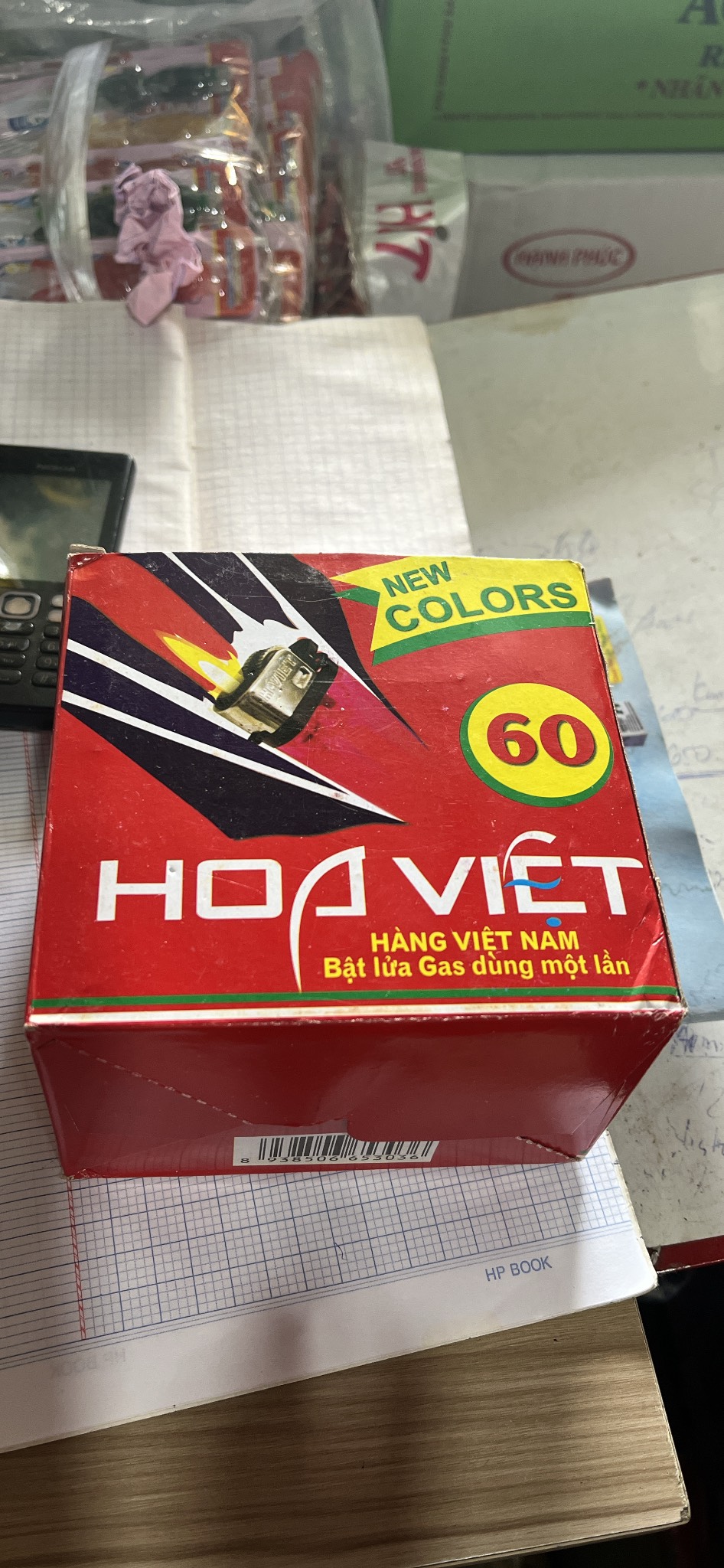 Bật quẹt lửa Hoa Việt ( hộp 50 cái)