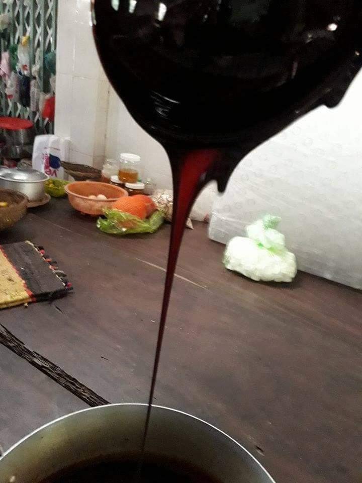Nươc màu dừa nguyên chất Bến Tre chai 330ml