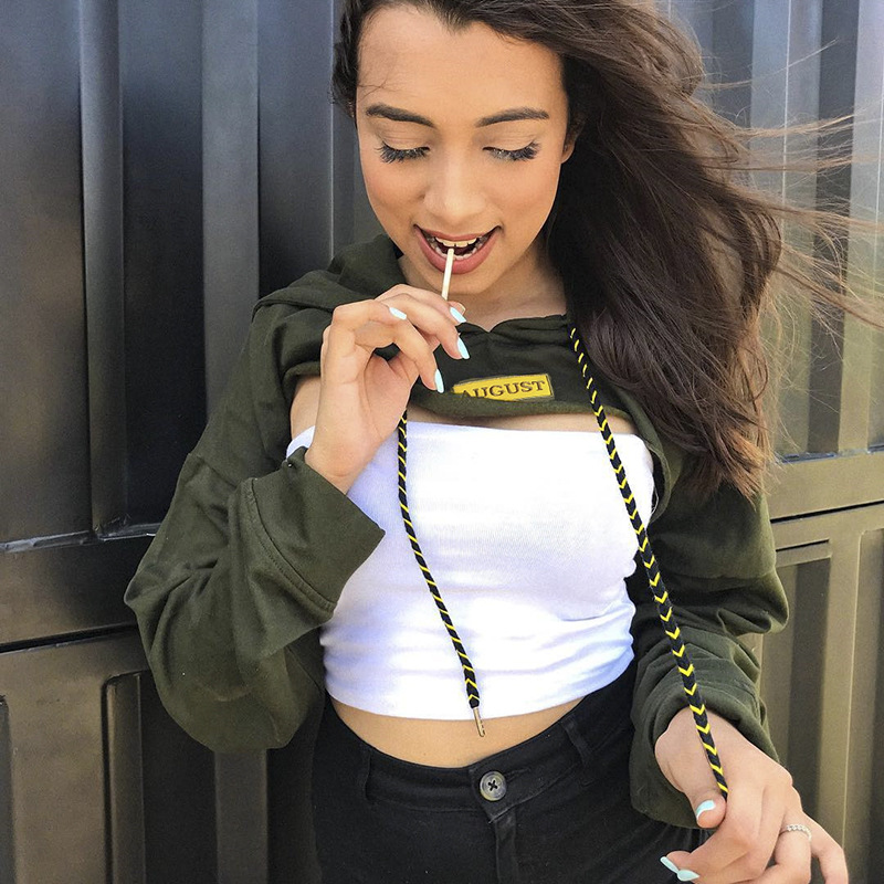 Áo Hoodie Cut Out Xanh Rêu