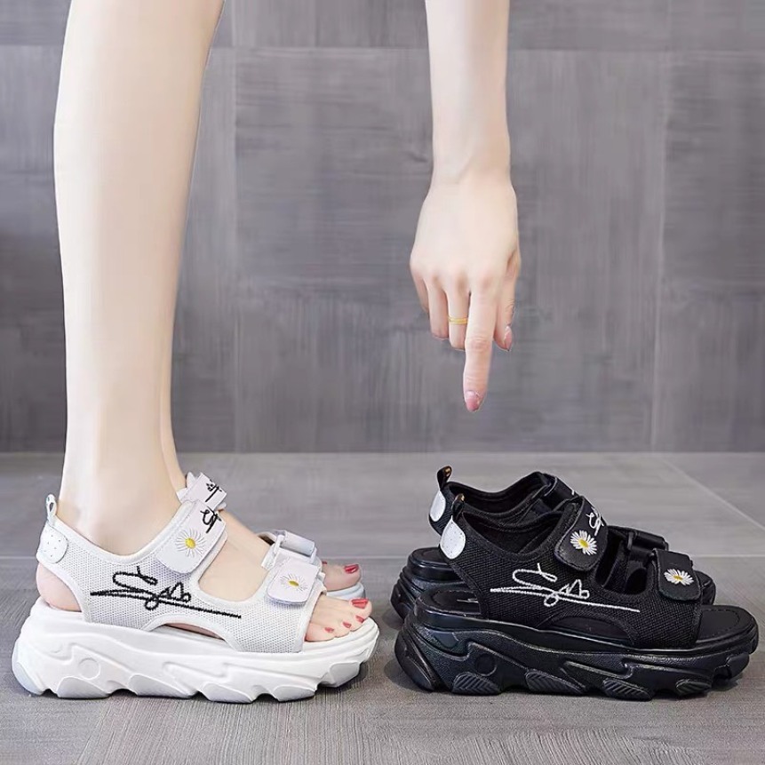 (Video 2 màu) Sandal nữ,sandal hoa cúc 2 quai chữ kí kiểu dáng trẻ trung giá rẻ