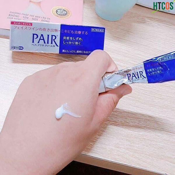 Kem Chấm Mụn Pair Acne W Cream Nhật Bản 24Gr