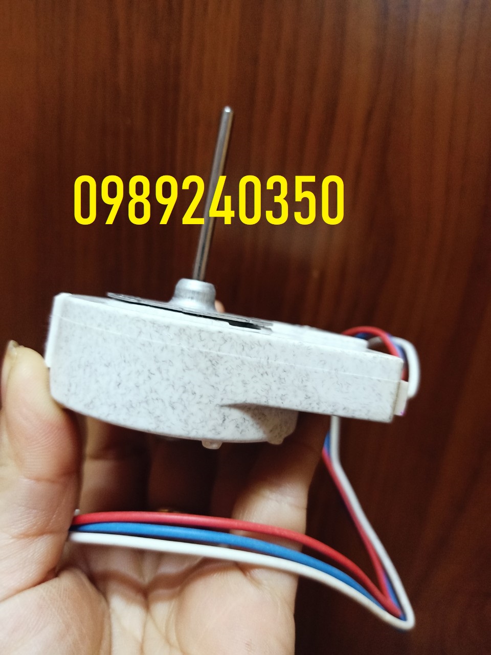 Motor quạt đúc sứ tủ lạnh Panasonic DC12V - 3,6W 3 dây